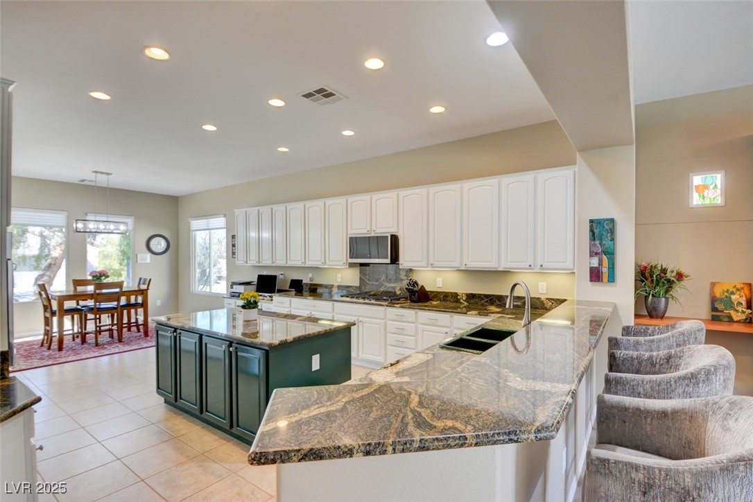 2132 Twin Falls Drive Property Photo 14