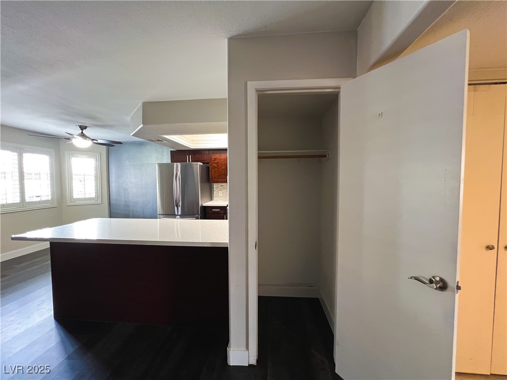 8410 Eldora Avenue 1004 Property Photo 38