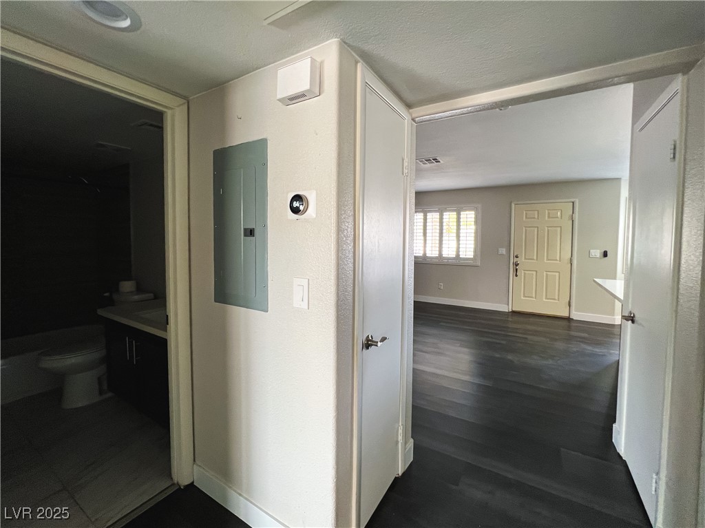 8410 Eldora Avenue 1004 Property Photo 55