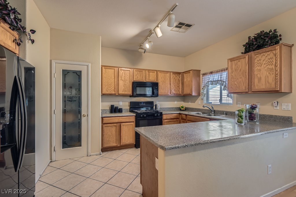 2724 Rosarito Street Property Photo 4