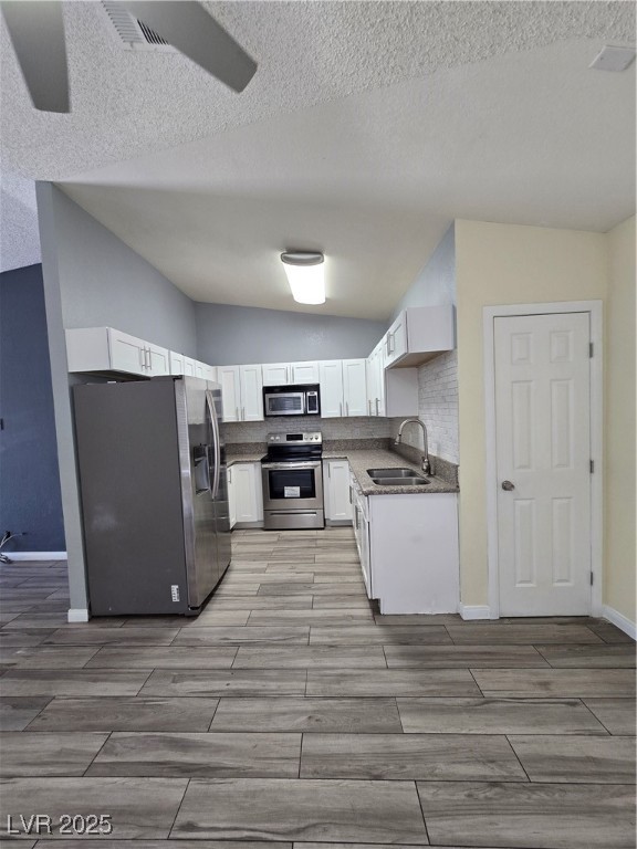 7324 Saybrook Point Drive Property Photo 6