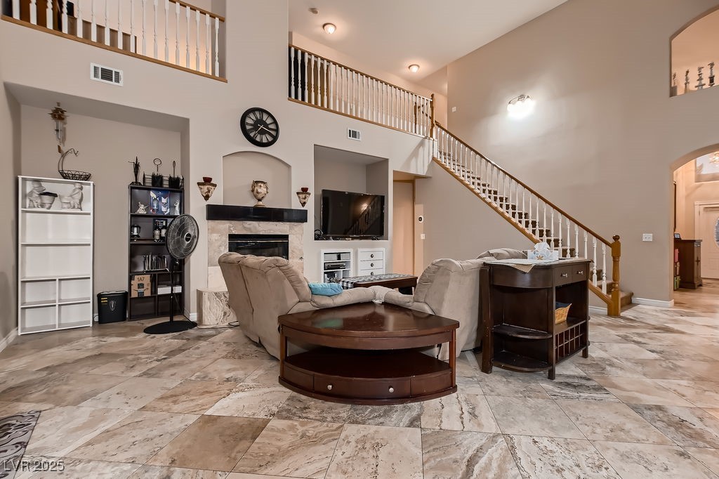 5416 Irish Spring Street Property Photo 5