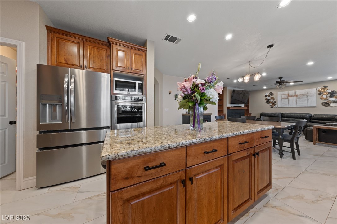 2637 Ohio Court Property Photo 6