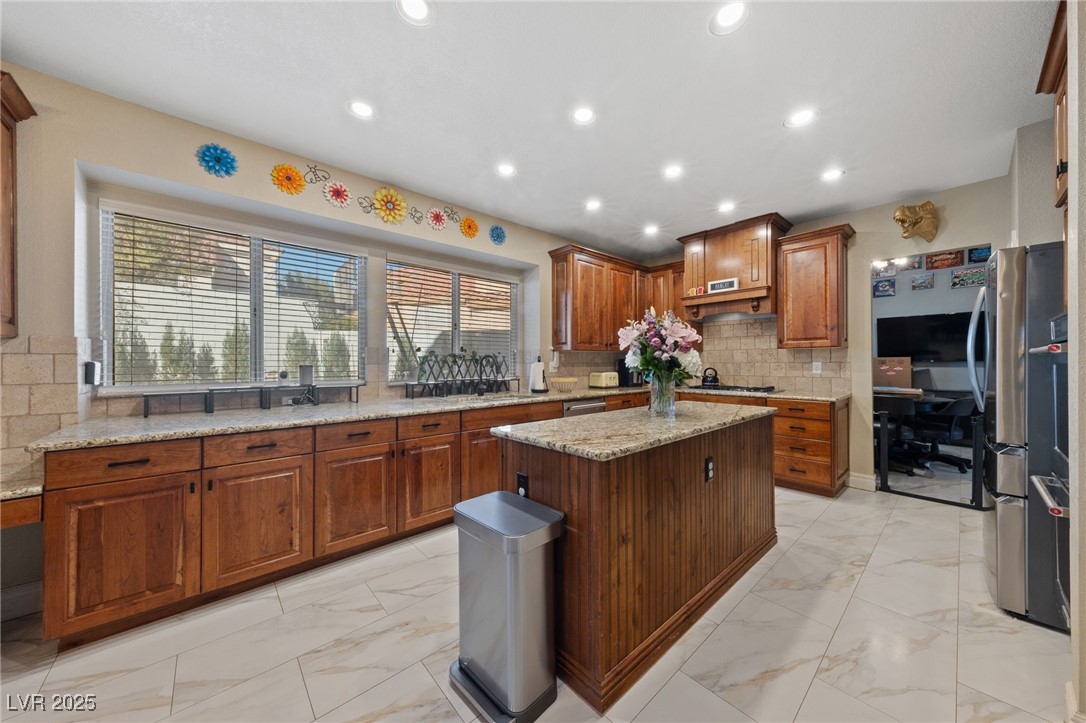 2637 Ohio Court Property Photo 9