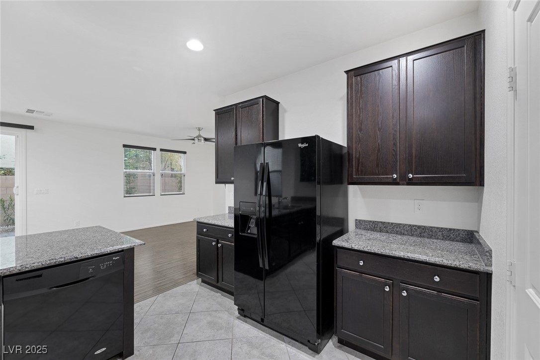 6949 Town Forest Avenue Property Photo 14