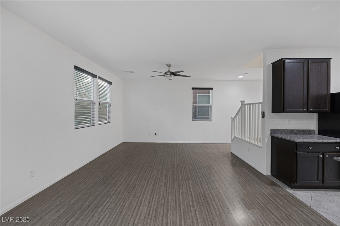 6949 Town Forest Avenue Property Photo 18