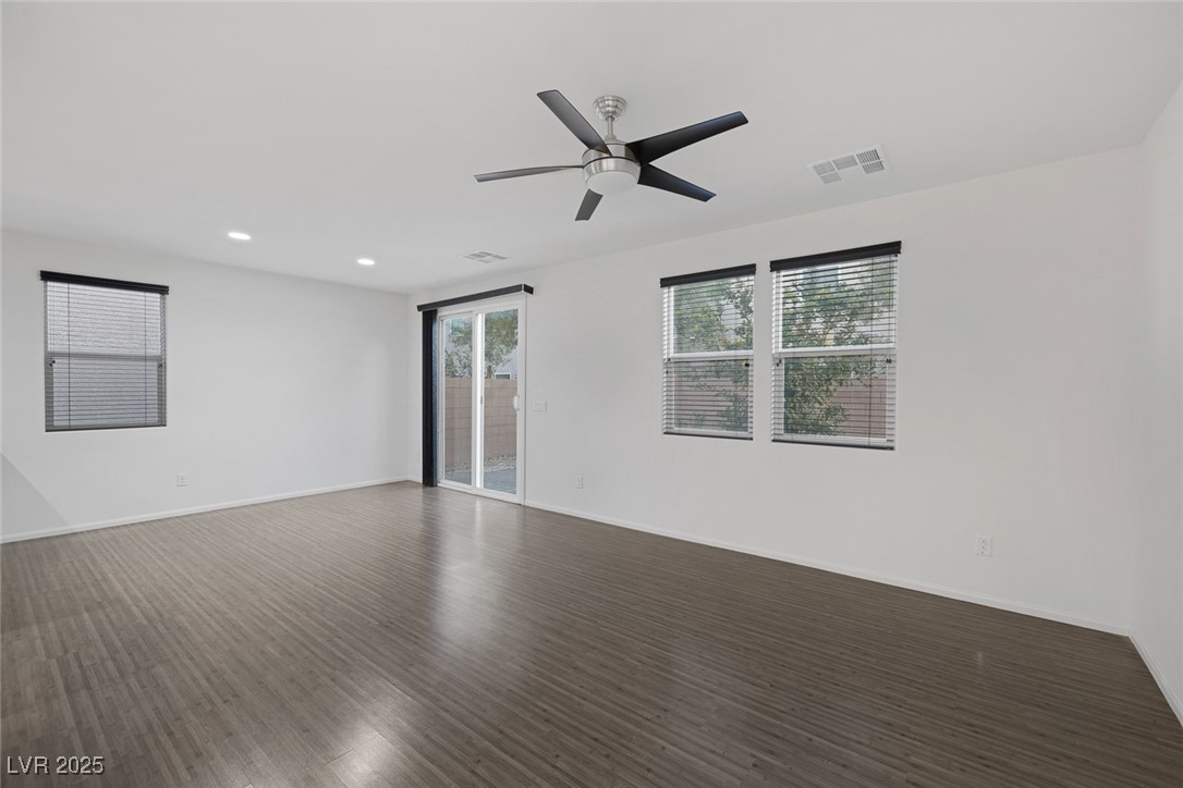 6949 Town Forest Avenue Property Photo 19