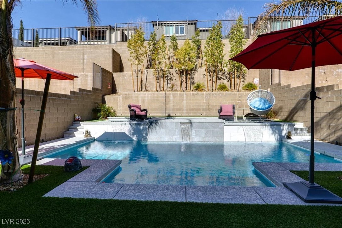 12553 Skylight View Street Property Photo 2