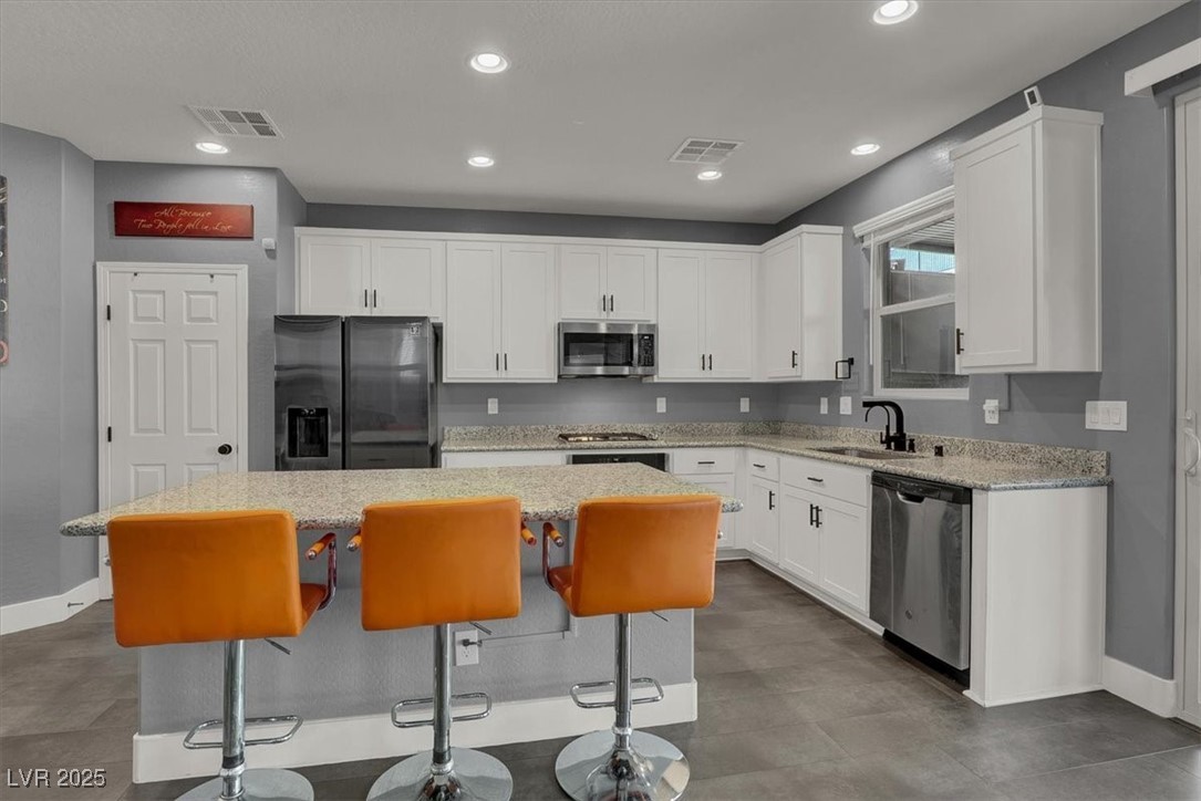 12553 Skylight View Street Property Photo 7