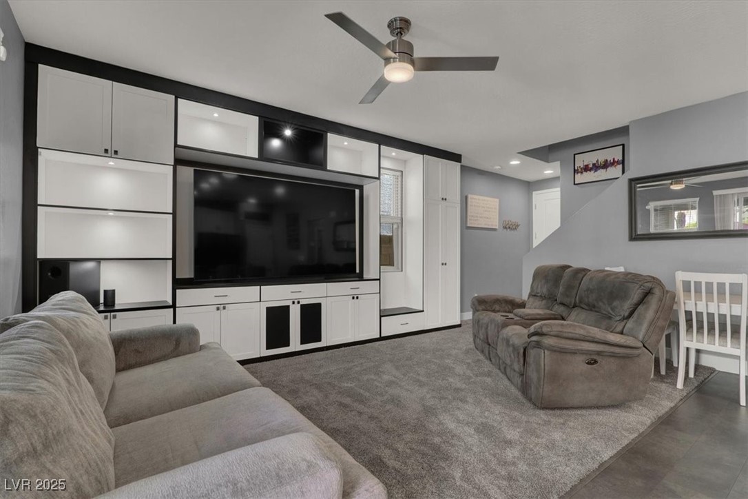 12553 Skylight View Street Property Photo 12