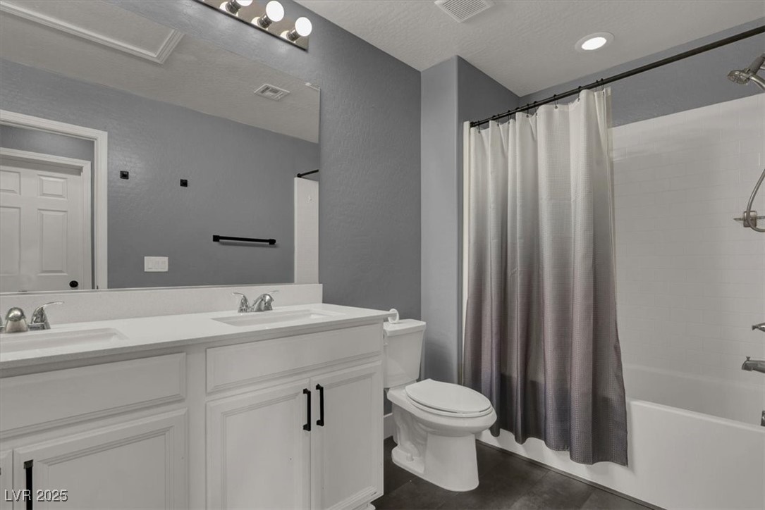 12553 Skylight View Street Property Photo 15