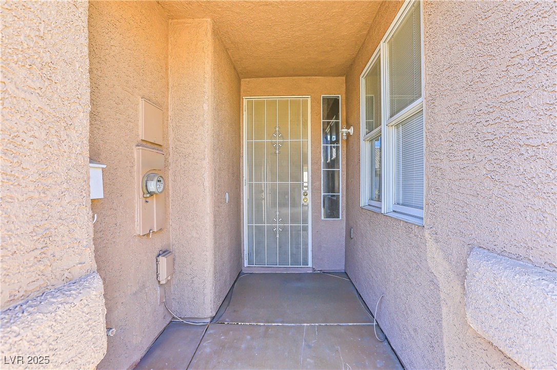 211 Crown Imperial Street Property Photo 4
