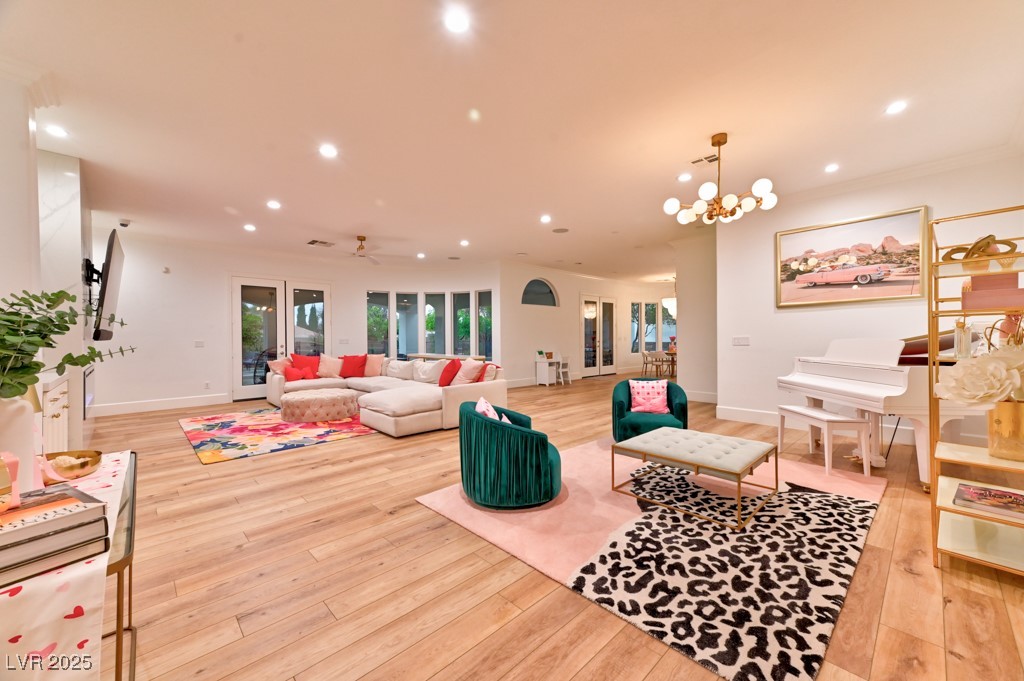 7565 North Torrey Pines Drive A Property Photo 6