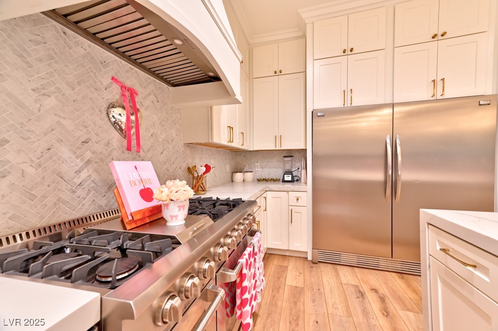 7565 North Torrey Pines Drive A Property Photo 18