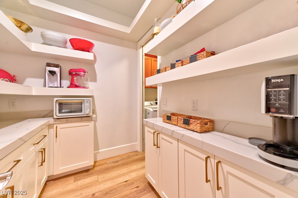 7565 North Torrey Pines Drive A Property Photo 19