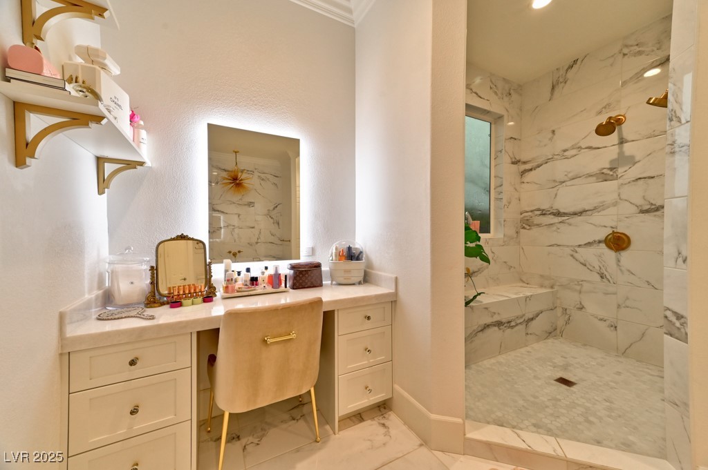 7565 North Torrey Pines Drive A Property Photo 28