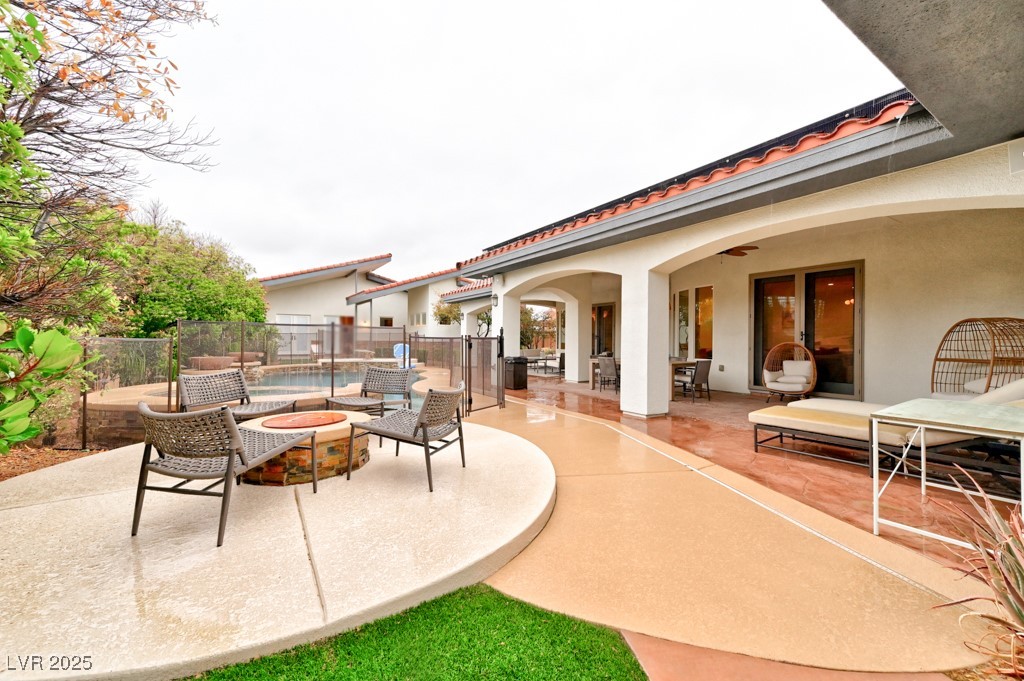 7565 North Torrey Pines Drive A Property Photo 52