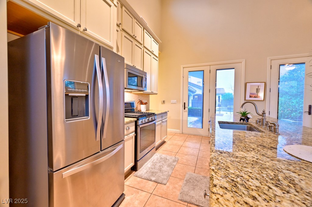 7565 North Torrey Pines Drive A Property Photo 67