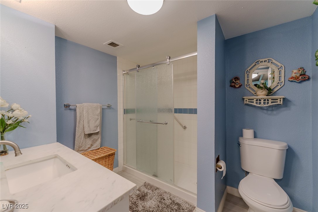 205 East Harmon Avenue 121 Property Photo 7