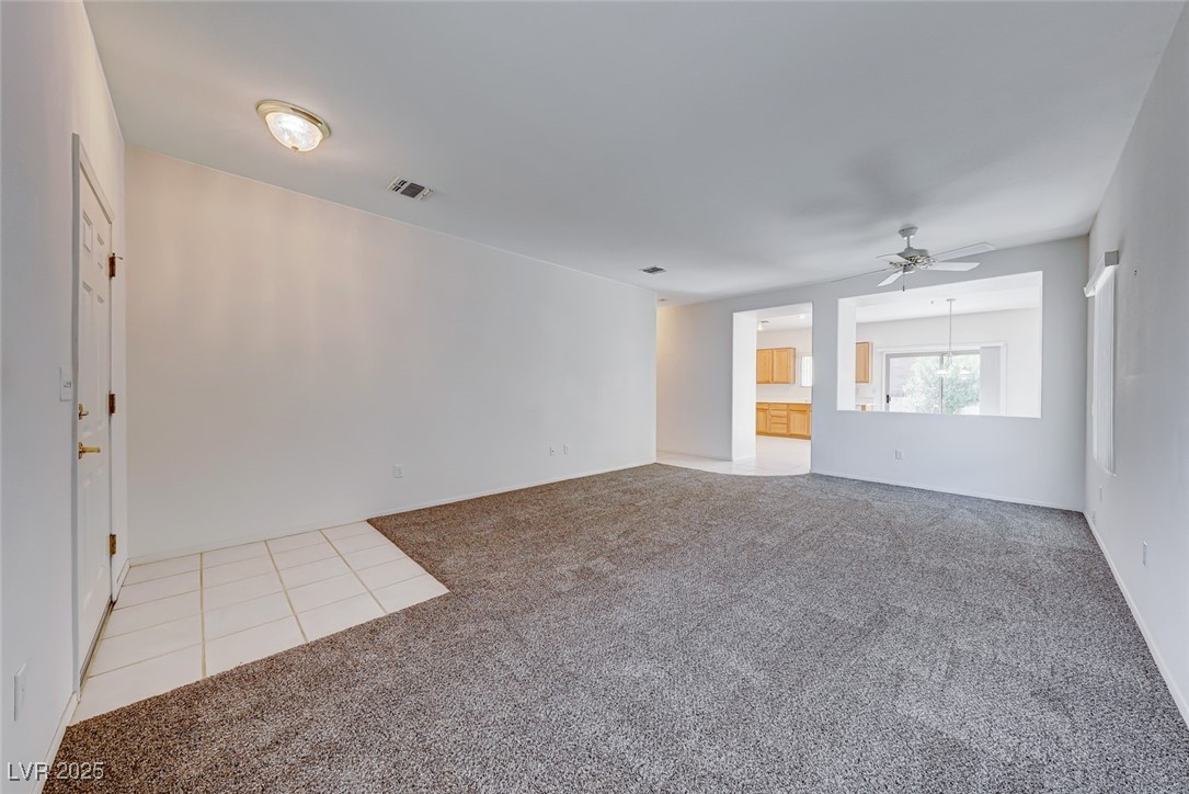 473 Elm Crest Place Property Photo 6