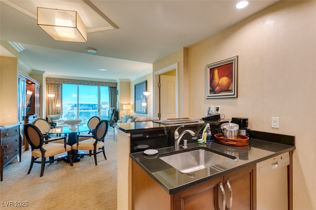 145 East Harmon Avenue 1202 Property Photo 25