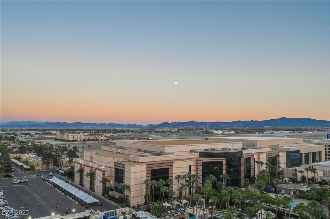 145 East Harmon Avenue 1202 Property Photo 45