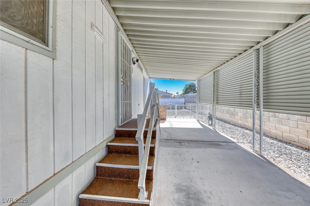 5561 Aldama Road Property Photo 7
