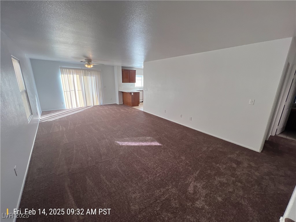 7464 Edgecove Court Property Photo 2