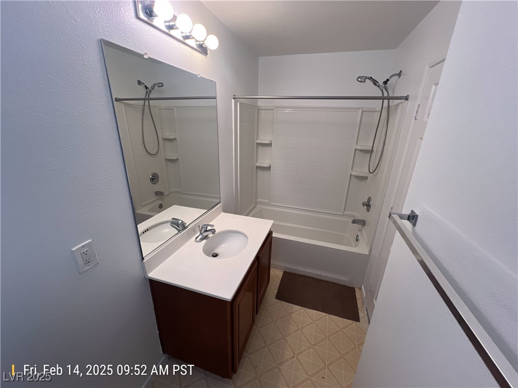 7464 Edgecove Court Property Photo 14