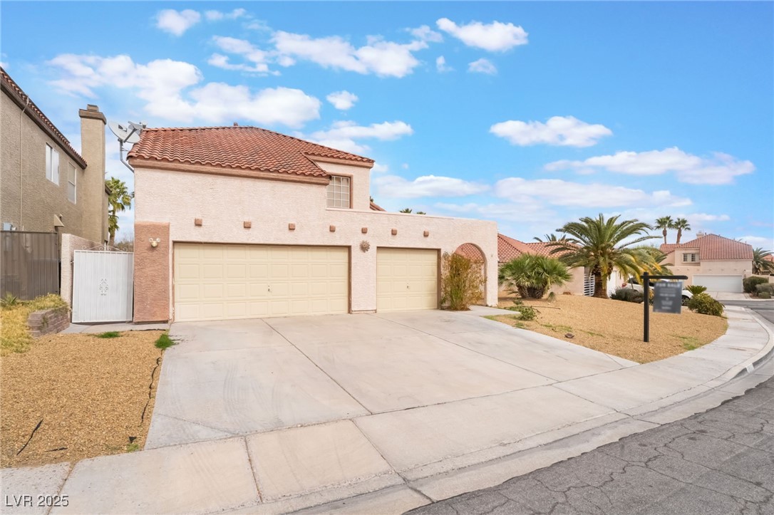1804 Michael Court Property Photo 3