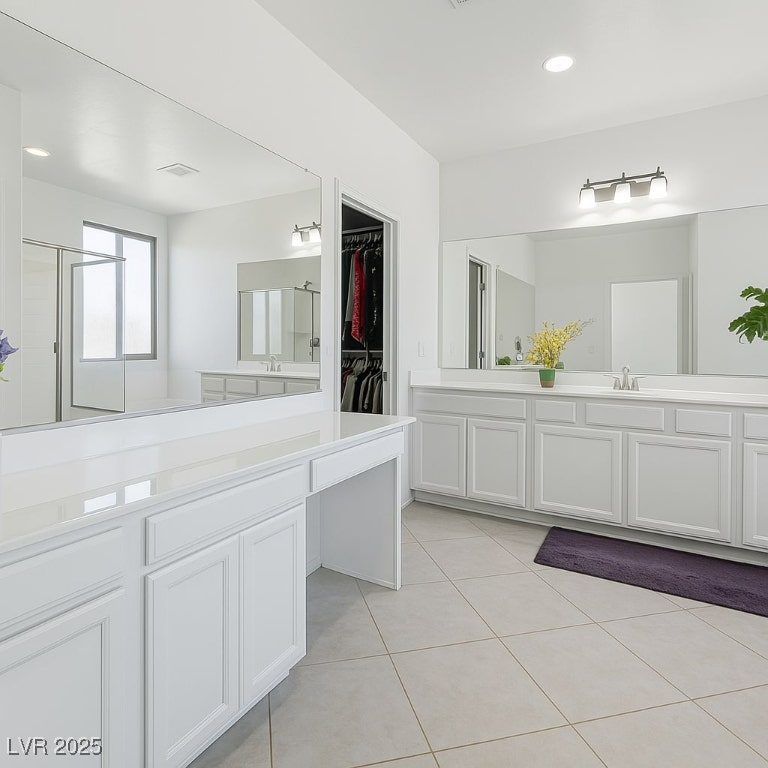 7722 Sagamore Bay Court Property Photo 12