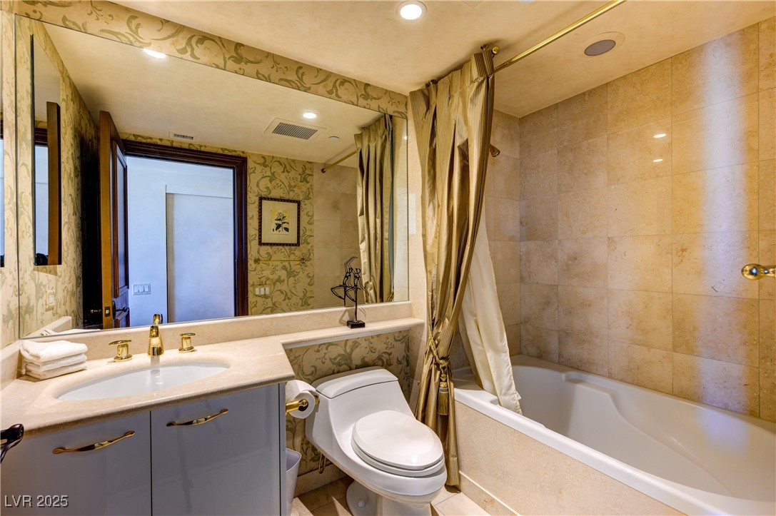 2747 Paradise Road 801 Property Photo 27