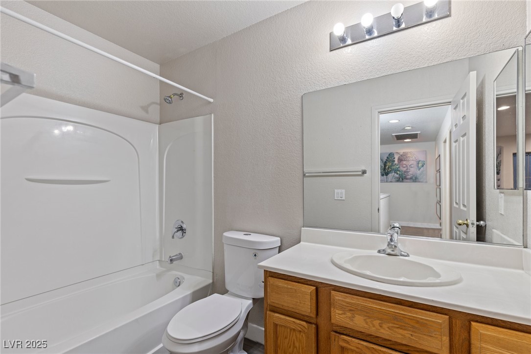 6525 Raven Hall Street Property Photo 18