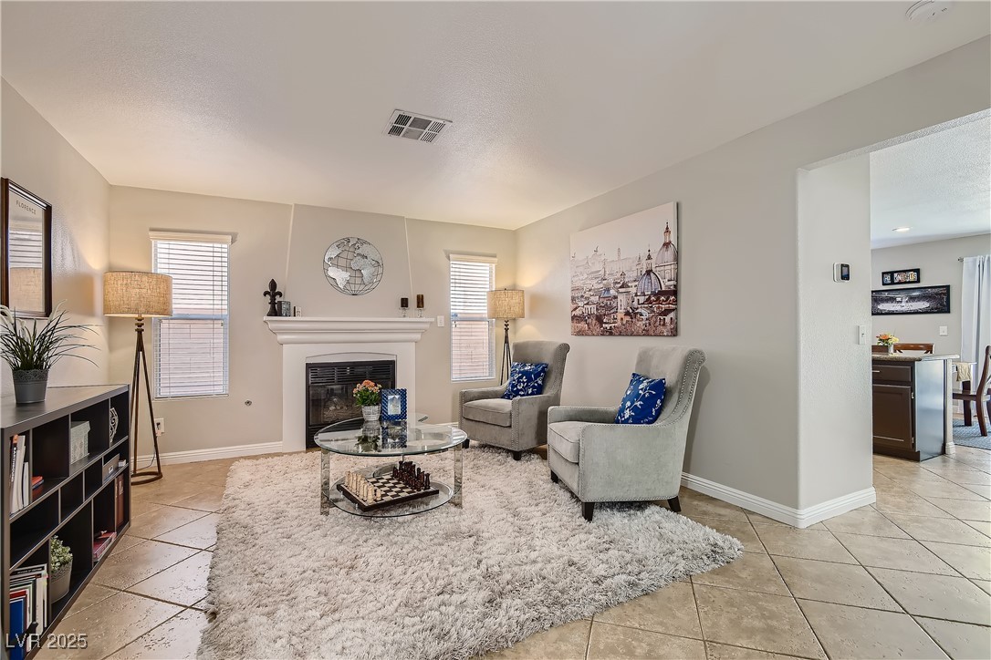 1517 Calle Montery Street Property Photo 3