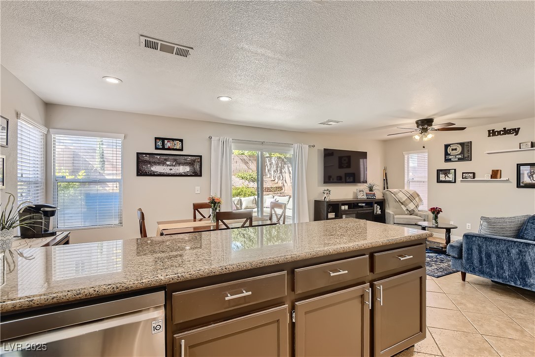 1517 Calle Montery Street Property Photo 13