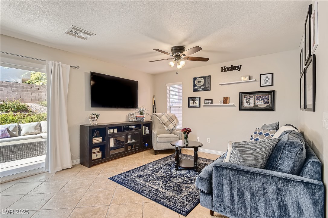 1517 Calle Montery Street Property Photo 15