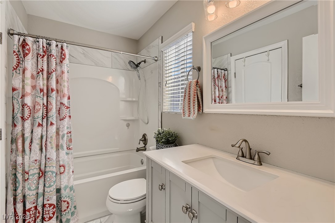 1517 Calle Montery Street Property Photo 30