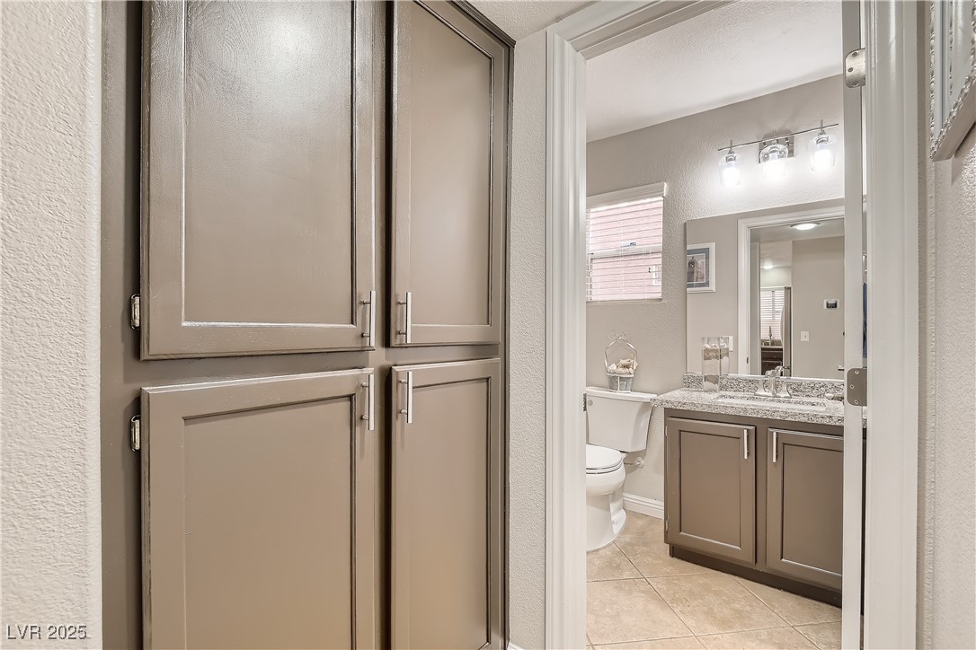 1517 Calle Montery Street Property Photo 33