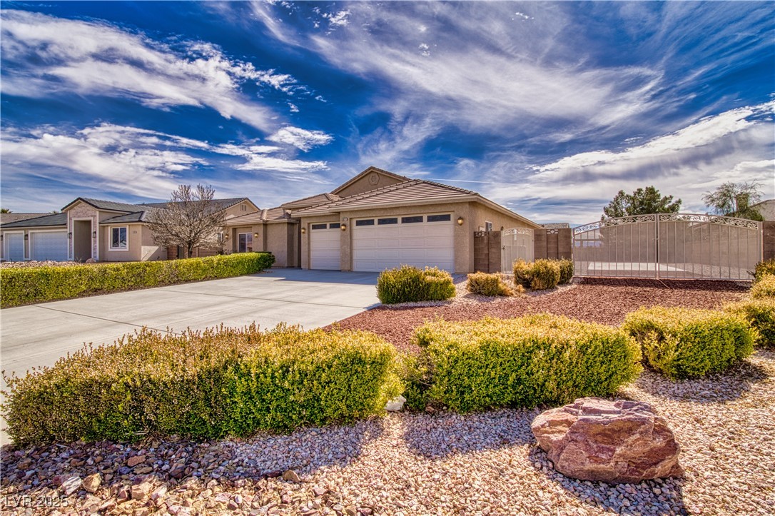 5071 Andover Court Property Photo