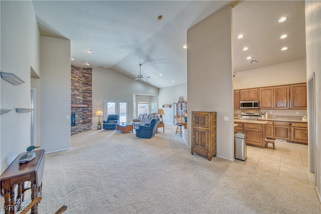 5071 Andover Court Property Photo 3