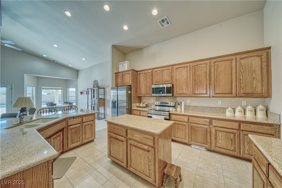 5071 Andover Court Property Photo 8