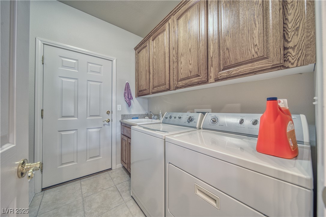 5071 Andover Court Property Photo 24