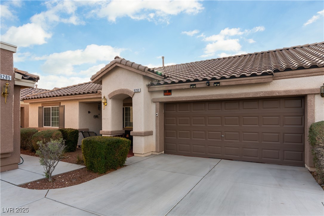 9293 Boltonia Court Property Photo 24