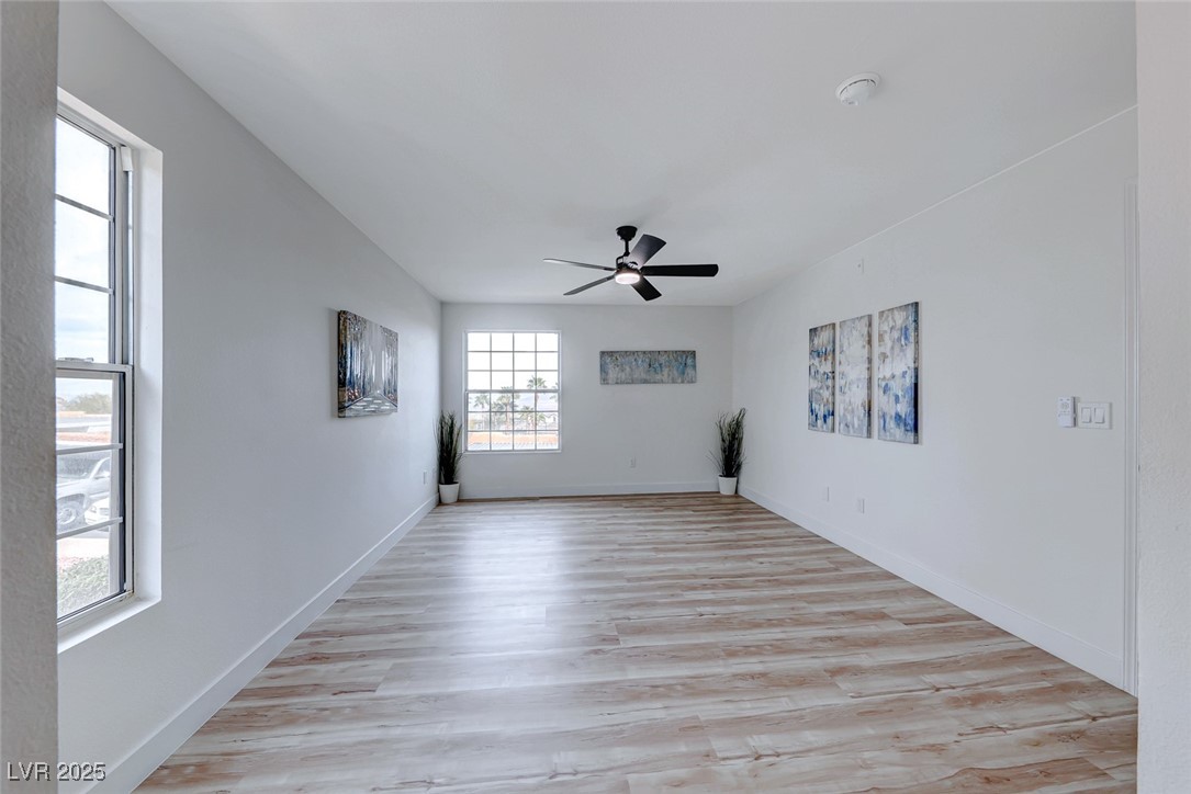 231 West Horizon Ridge Parkway 1027 Property Photo 12