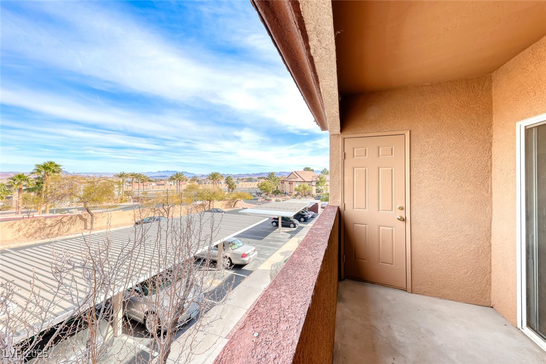 231 West Horizon Ridge Parkway 1027 Property Photo 20