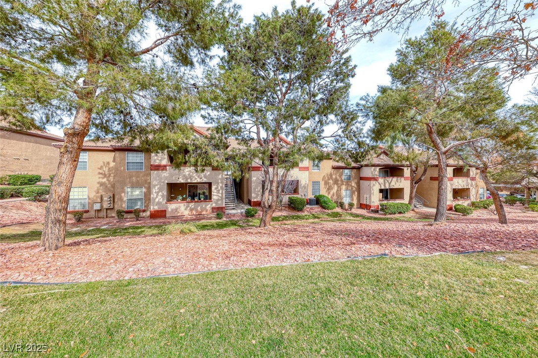 231 West Horizon Ridge Parkway 1027 Property Photo 25
