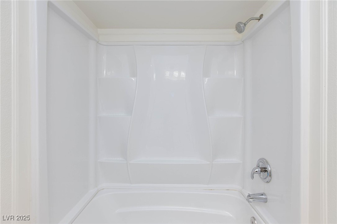 600 Willow Green Drive Property Photo 23