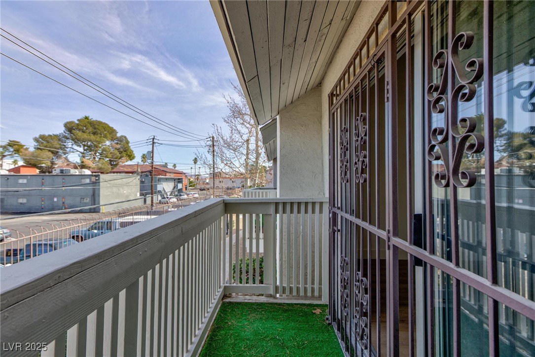 600 Willow Green Drive Property Photo 25