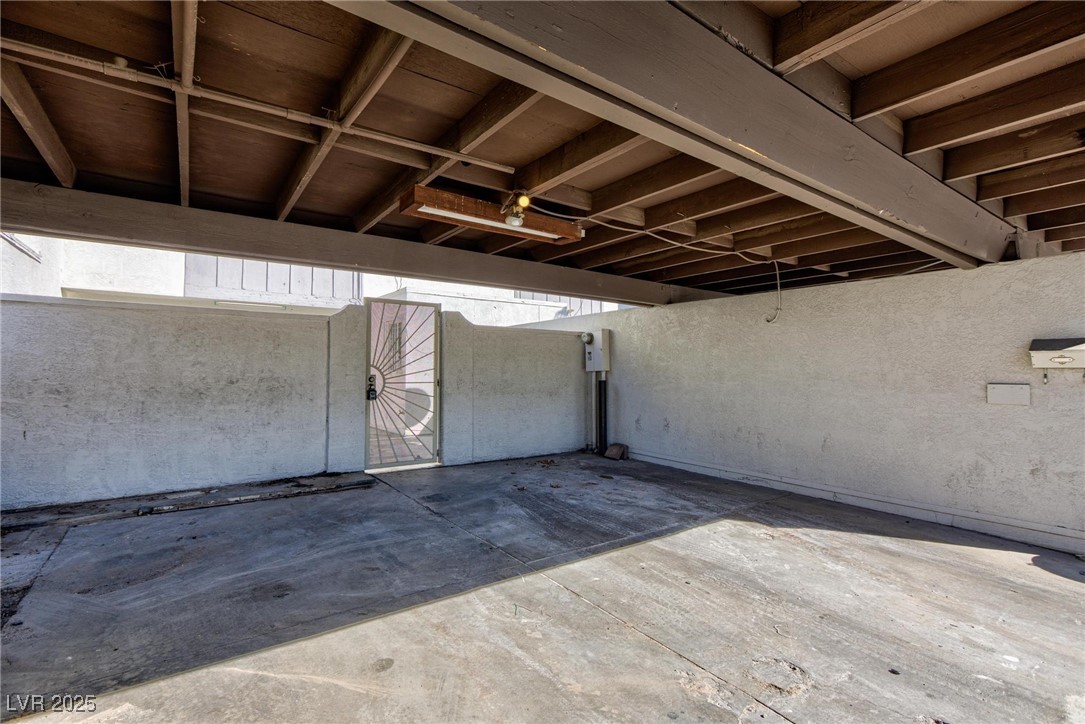 600 Willow Green Drive Property Photo 37