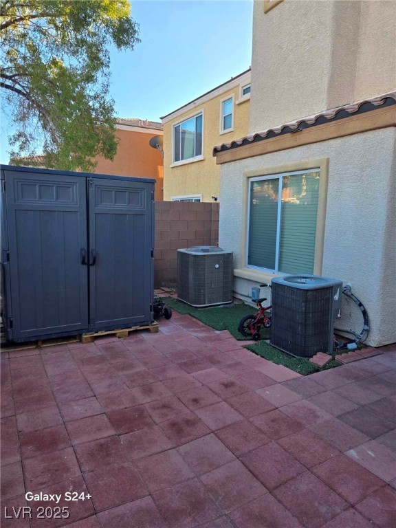 9922 Stiges Street Property Photo 6